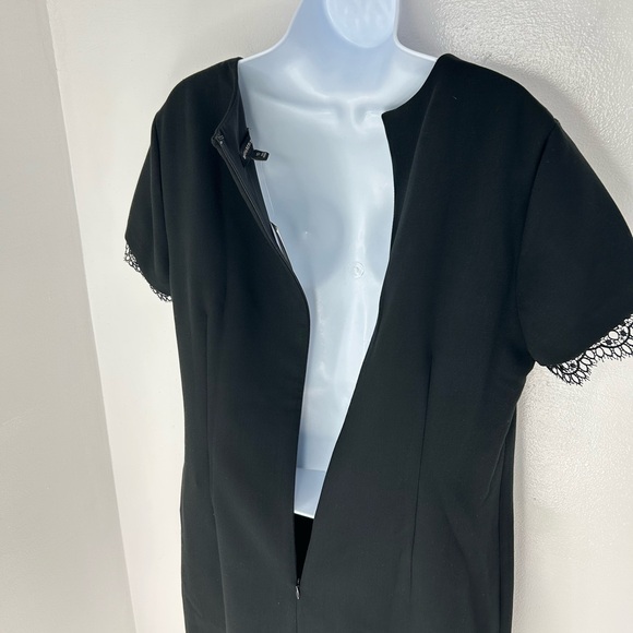 Banana Republic NWT Dress Black 10 Short Sleeve Eyelash Lace Trim Sheath Career - Picture 10 of 16